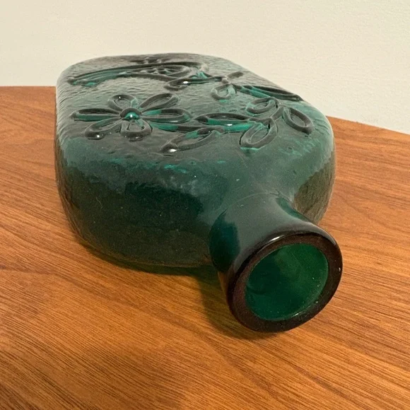 Teal Embossed Glass Vase - Picture 3 of 8